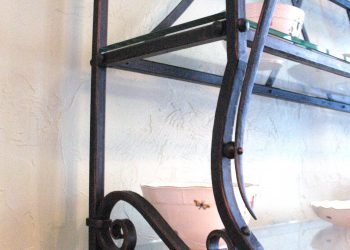 <a href="http://bighornforge.com/bakers-rack/" target="blank">Baker's Rack</a> detail