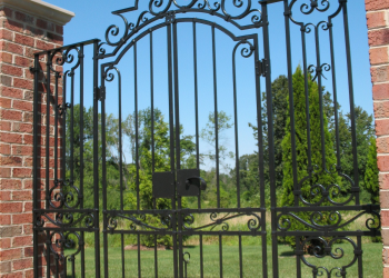 <a href="http://bighornforge.com/poolside-gate/" target="_blank">Poolside Gate</a>