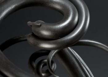 <a href="http://bighornforge.com/plant-stand-a-recent-journey-in-metal/"target="blank">Plant Stand</a> detail