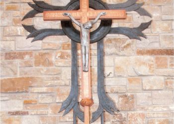 <a href="http://bighornforge.com/liturgical-wall-sculpture/" target="_blank">Processional Cross Border Sculpture</a>