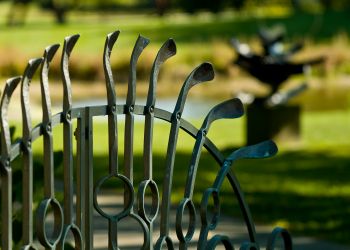 <a href="http://bighornforge.com/lynden-sculpture-garden-bronze-railing/" target="_blank">Railing detail</a>