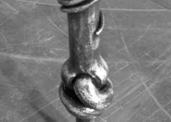 Grape Vine Table detail